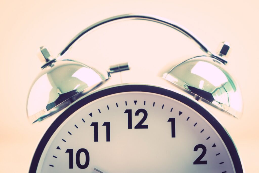 14:10 Fasting Schedule: The Complete Beginner & Women’s Guide (Rules, Benefits & Meal Timing)