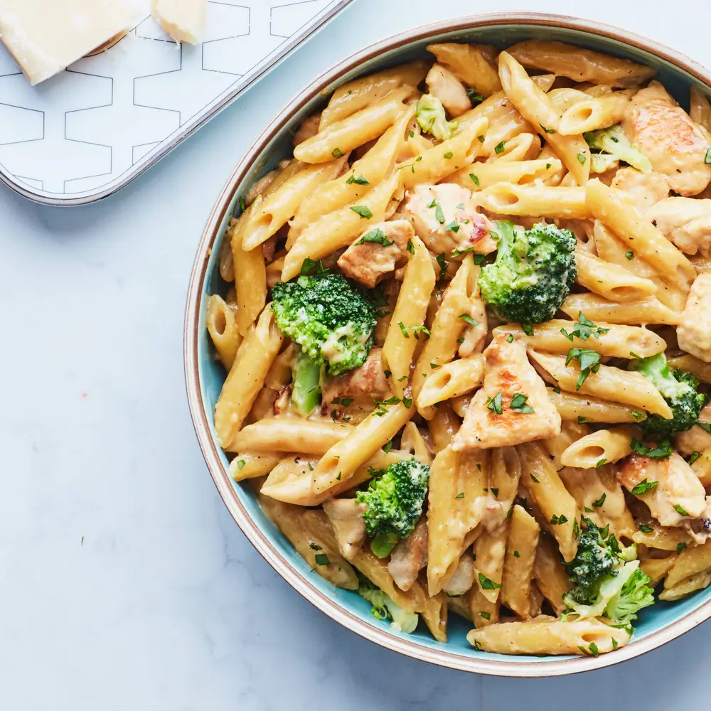 Low-Carb Chicken Alfredo Pasta