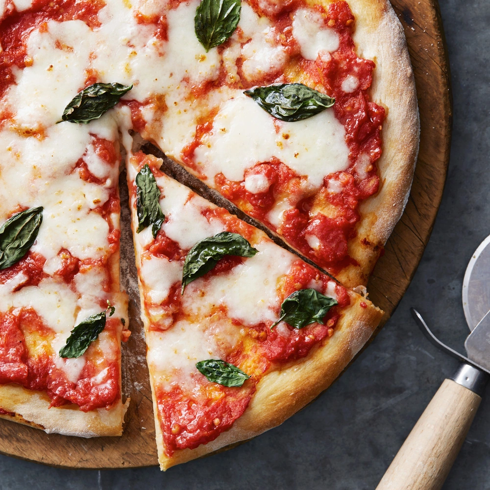 Low-Carb Italian Margherita Pizza