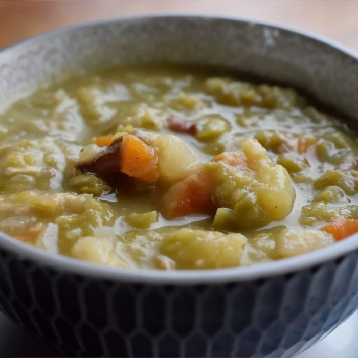 Keto Snert (Dutch Split Pea Soup)