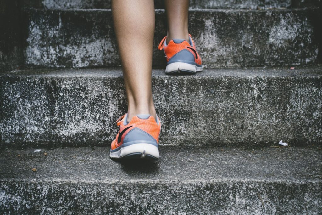 Fasted Walking (10,000 Steps) + 16:8: The Ultimate Low-Stress Fat-Burn Protocol