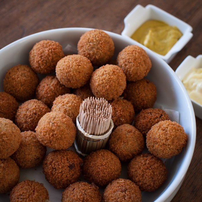 High-Protein Bitterballen (Dutch meatballs)