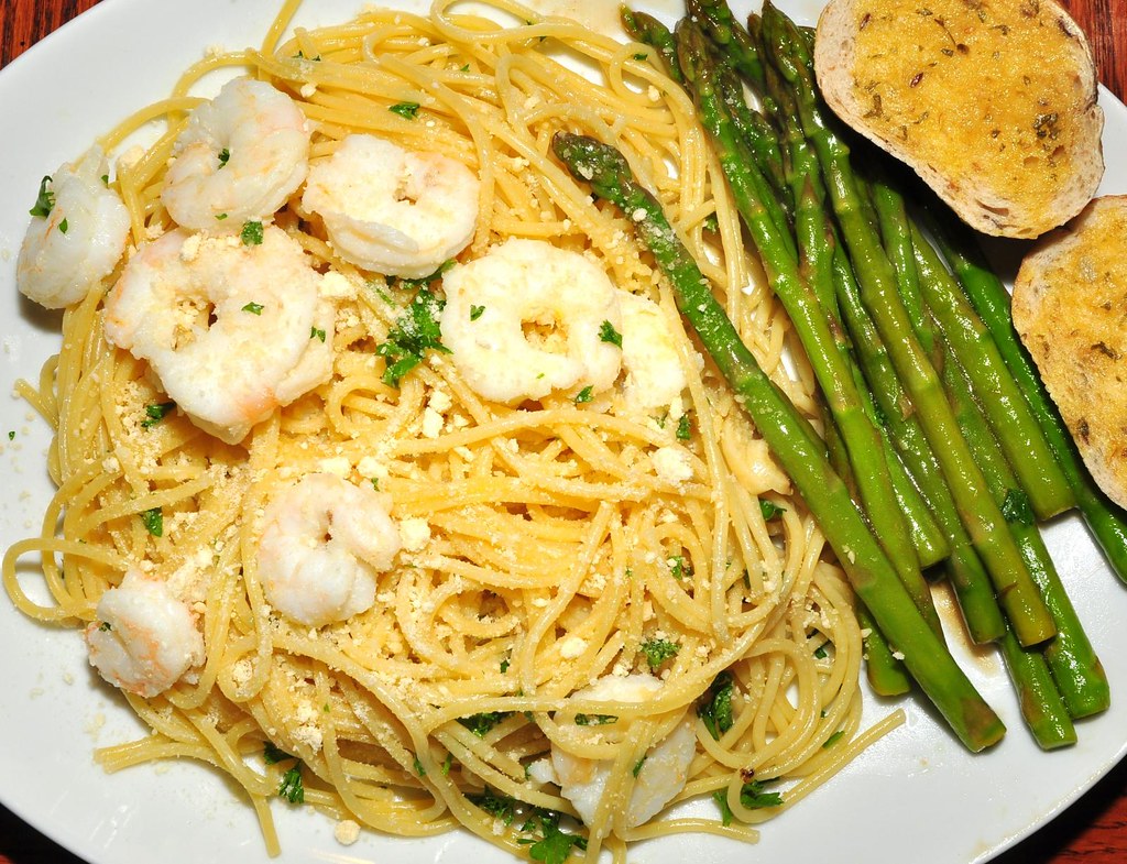 Creamy Seafood Spaghetti with Garlic Shrimp, Calamari & Fresh Avocado