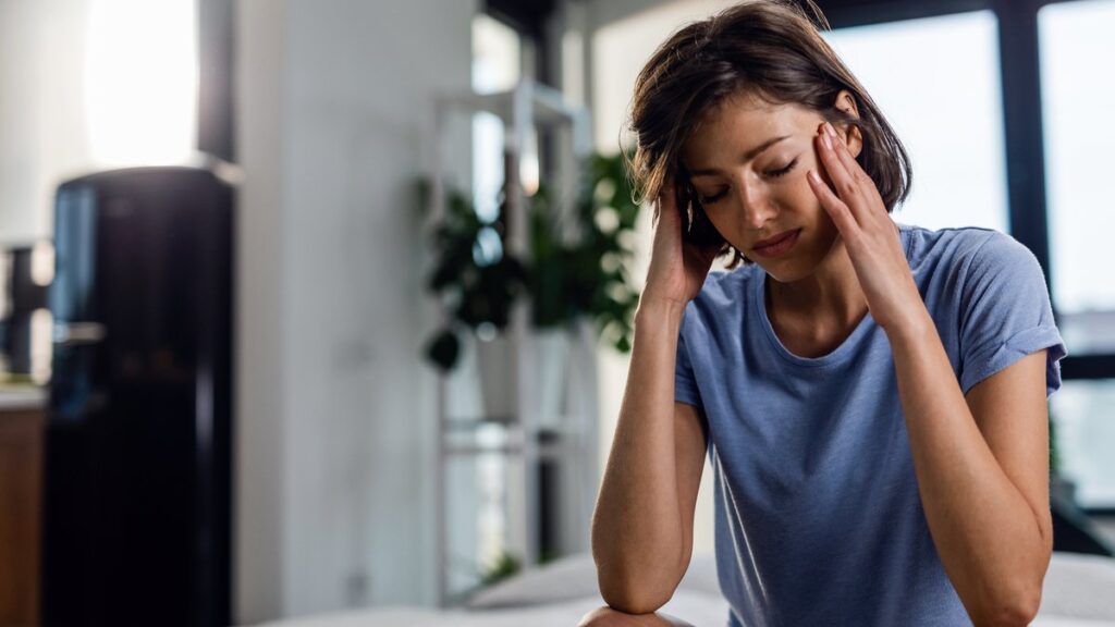 Dizzy or Lightheaded While Fasting? 7 Causes & What To Do