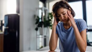Dizzy or Lightheaded While Fasting? 7 Causes & What To Do
