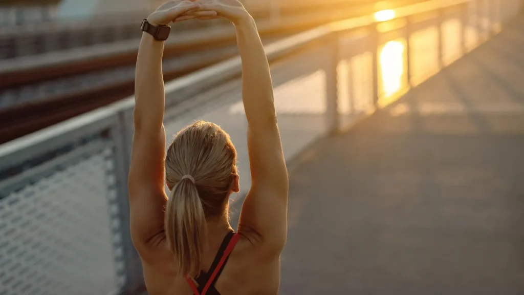 Can You Exercise While Fasting? Best Workout Timing & Science Guide